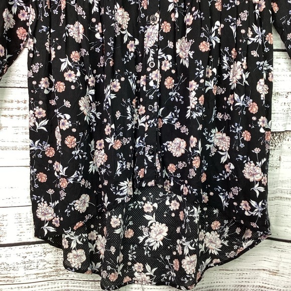 TORRID SIZE 00 10 L BLACK FLORAL TOP LACE SPRING BLOUSE SUMMER HIGH LOW GUC - Picture 11 of 16